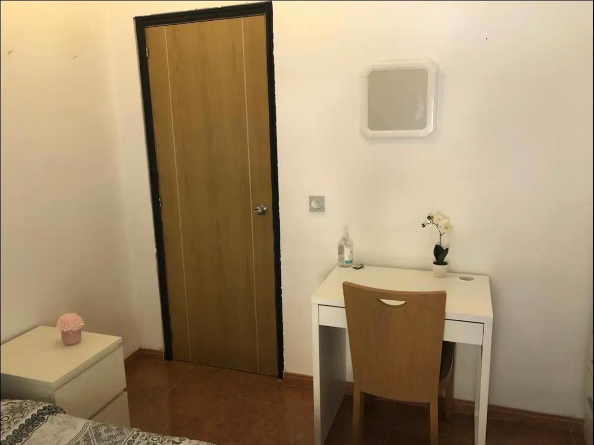 Habitacion En Piso Compartido En Malaga Capital Esterno foto